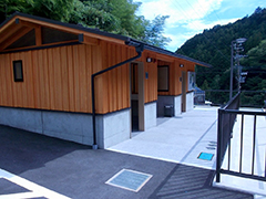 トイレ全景
